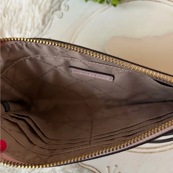 Michael Kors Blush Pink Pebbled Leather Wristlet Clutch with Gold Logo - Picture 6 of 9